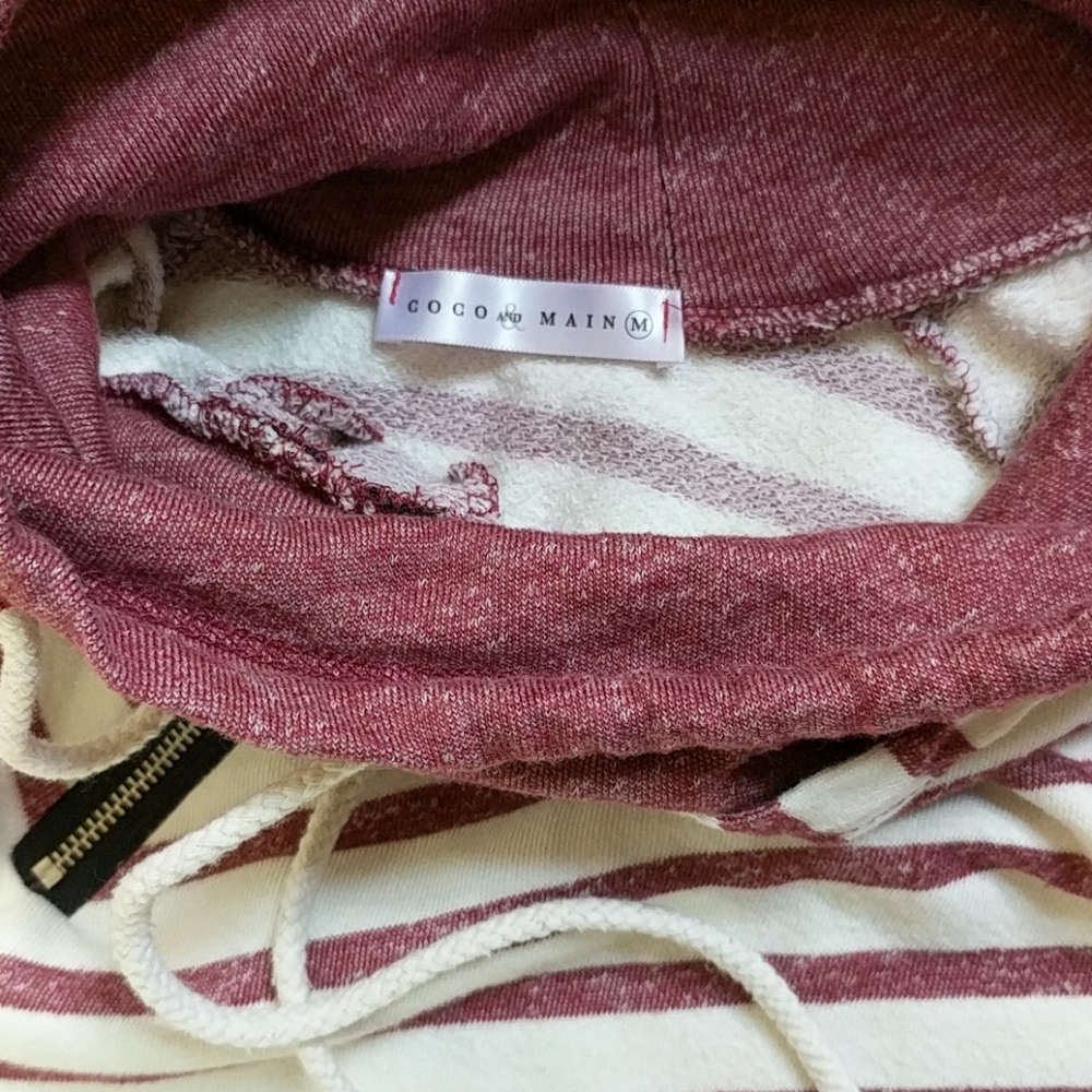 Sweater - Picture 2 of 2